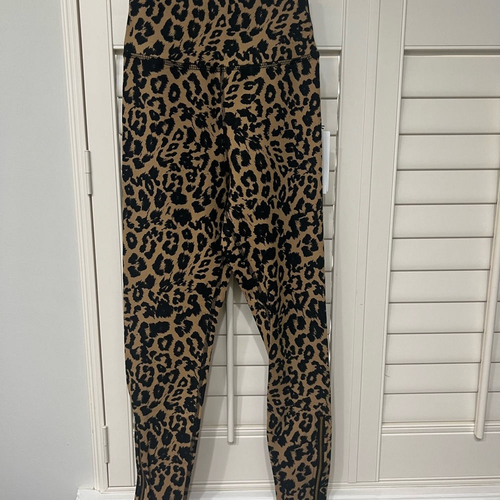 NWT Cropped LNA Leopard 🐆 Print Leggings